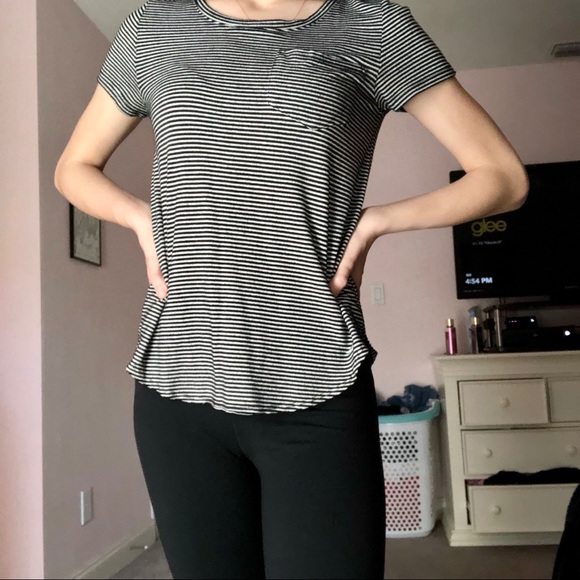 Hollister Black and White Striped Pocket Tee XS - Picture 2 of 5